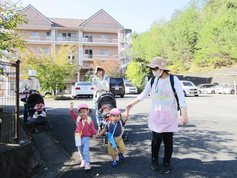 老健あいあい三郎丸事業所内保育園の様子